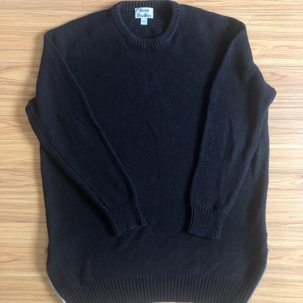 Men’s sweater